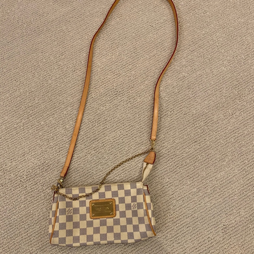 Louis Vuitton Crossbody Bag